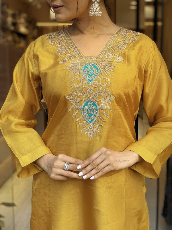 Beautiful Women's Viscous  Kurta With Pant And Cut Work Dupatta