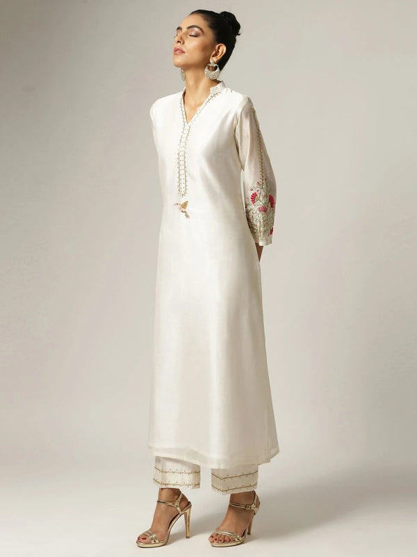 White Colour Pretty Chanderi Silk Kurta Set For Women