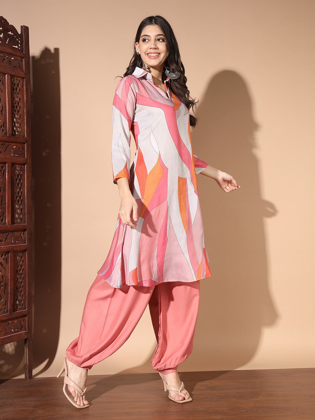 Pink  Colour Digital Print Casual Kurta With Patiyala Set