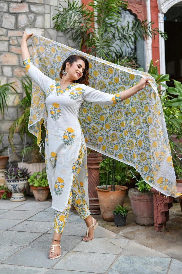 Stylish Printed Cotton Blend Kurta Pant Dupatta Set